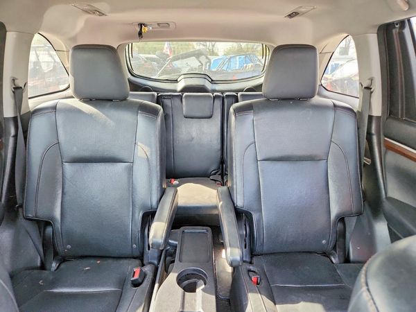 2016 TOYOTA HIGHLANDER