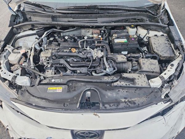 2023 TOYOTA COROLLA — Engine bay