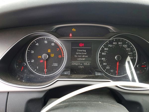 2013 AUDI A4 quattro Premium — ODOM