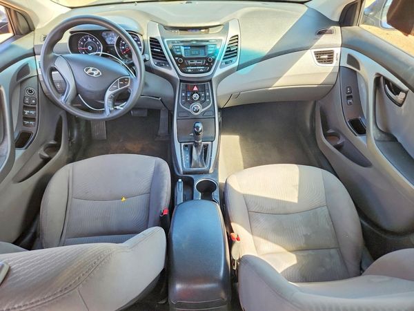 2016 HYUNDAI ELANTRA