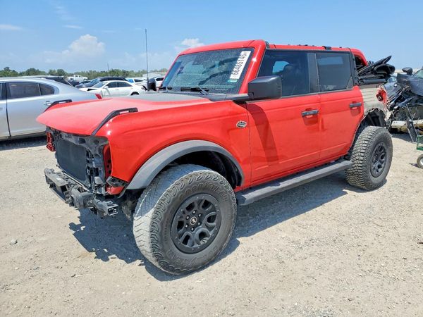 2023 FORD BRONCO