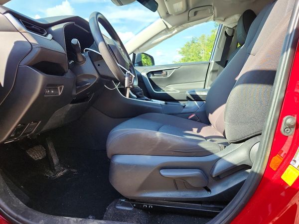 2024 TOYOTA RAV4 LE
