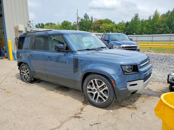 2024 LAND ROVER DEFENDER 110 S — Passenger 3/4