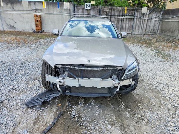 2019 MERCEDES-BENZ C