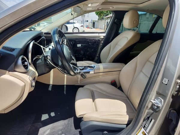 2019 MERCEDES-BENZ C