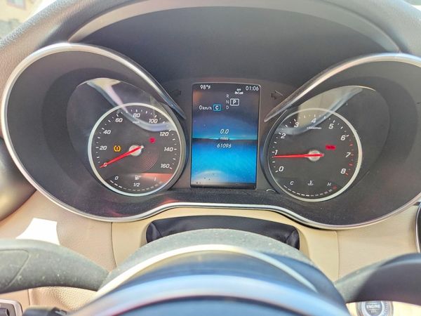 2019 MERCEDES-BENZ C