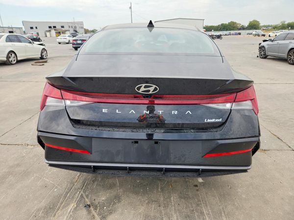 2026 HYUNDAI ELANTRA