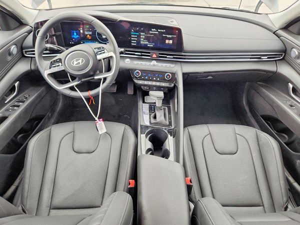 2026 HYUNDAI ELANTRA