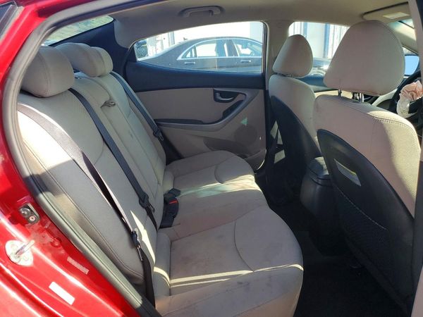 2016 HYUNDAI ELANTRA