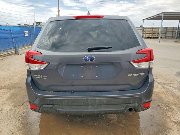 2022 SUBARU FORESTER Base — DIRR