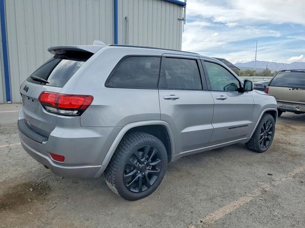 2021 JEEP GRAND CHEROKEE Laredo