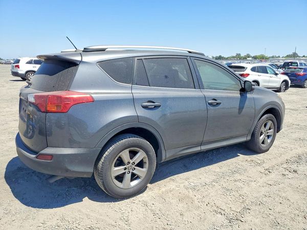 2015 TOYOTA RAV4