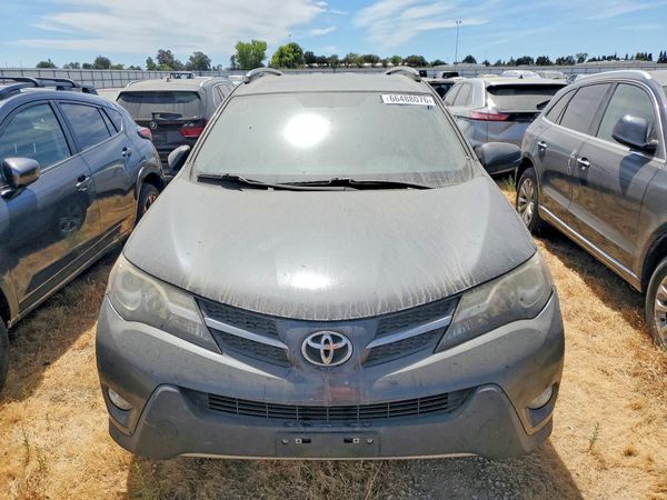 2015 TOYOTA RAV4