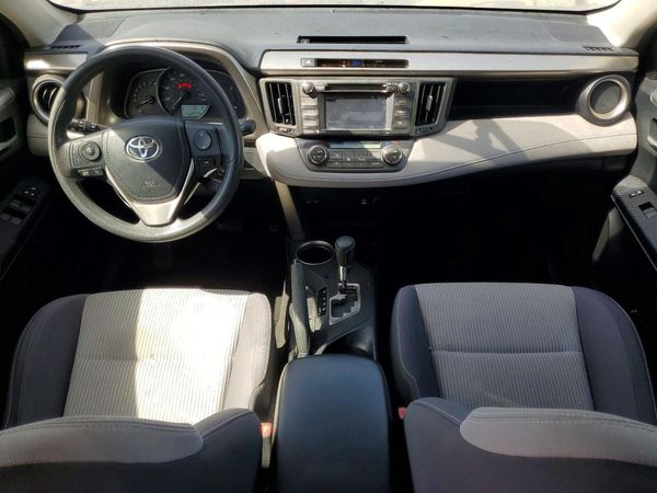 2015 TOYOTA RAV4
