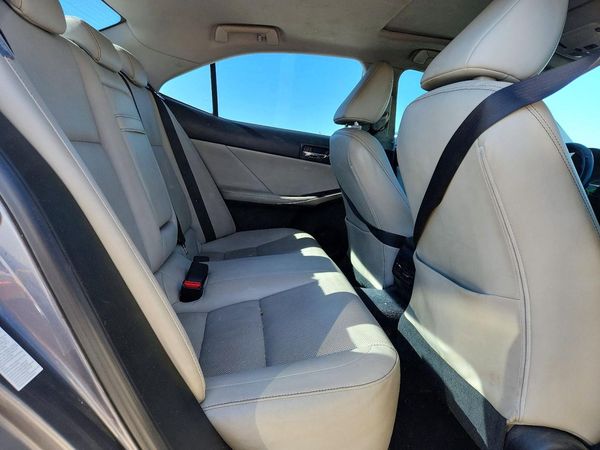 2014 LEXUS IS