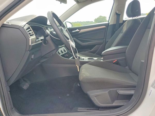 2019 VOLKSWAGEN JETTA S, SE, R-Line