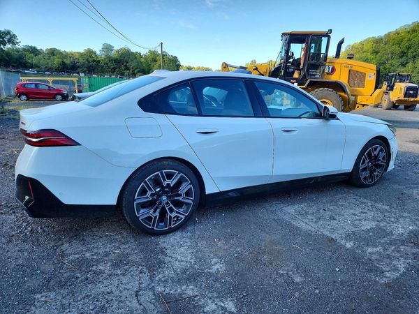 2025 BMW I5 xDrive40