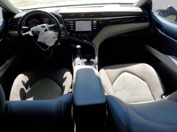 2019 TOYOTA CAMRY LE Hybrid