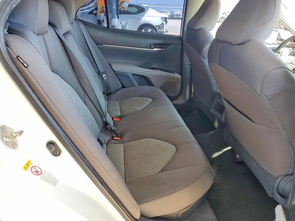 2019 TOYOTA CAMRY LE Hybrid