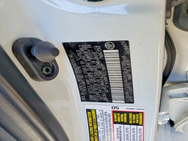 2019 TOYOTA CAMRY LE Hybrid