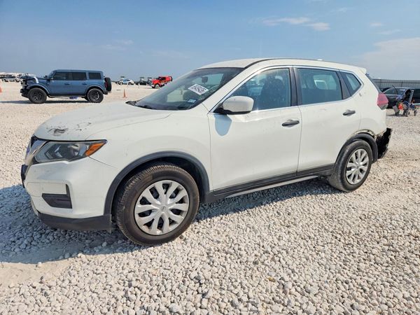 2019 NISSAN ROGUE — Front 3/4