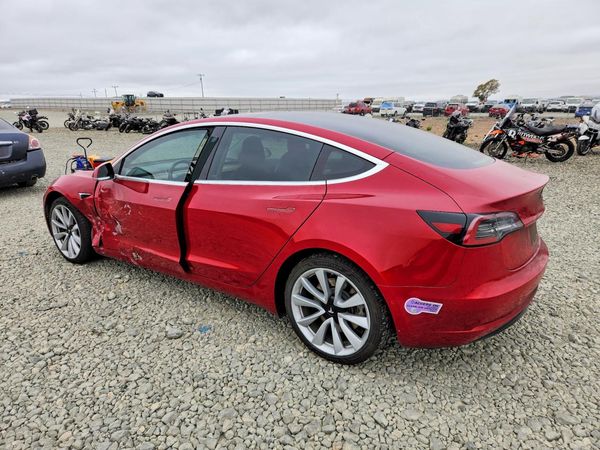 2018 TESLA MODEL 3