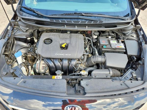 2017 KIA FORTE LX Popular, S