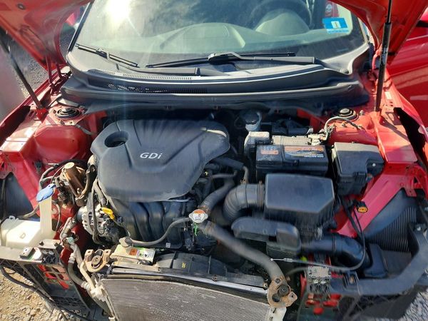 2014 HYUNDAI VELOSTER