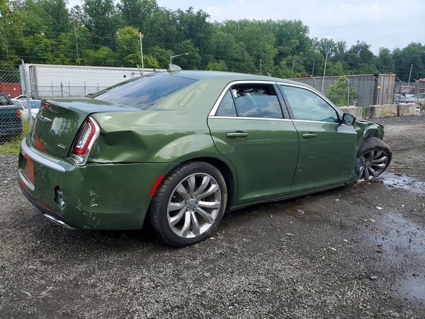 2018 CHRYSLER 300