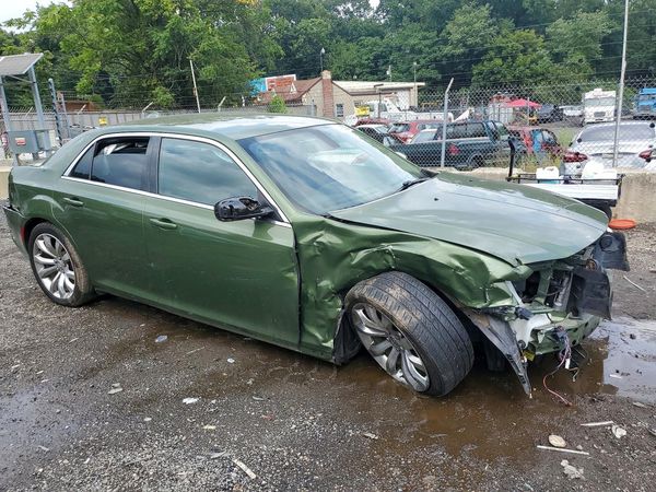 2018 CHRYSLER 300