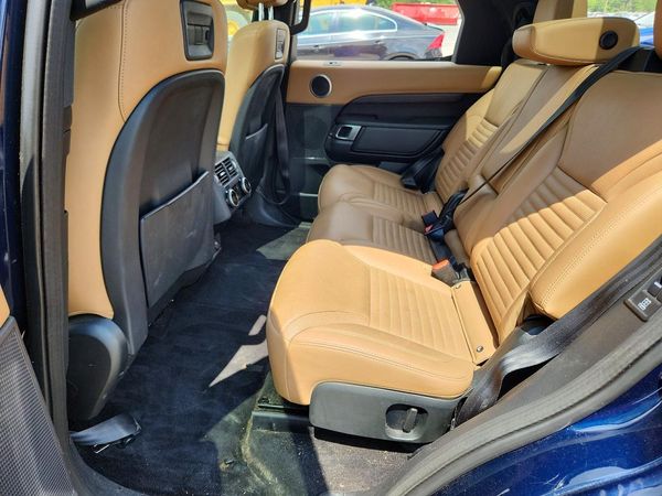 2022 LAND ROVER DISCOVERY