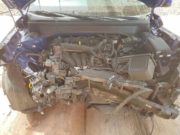 2022 HYUNDAI VENUE SE — Engine bay