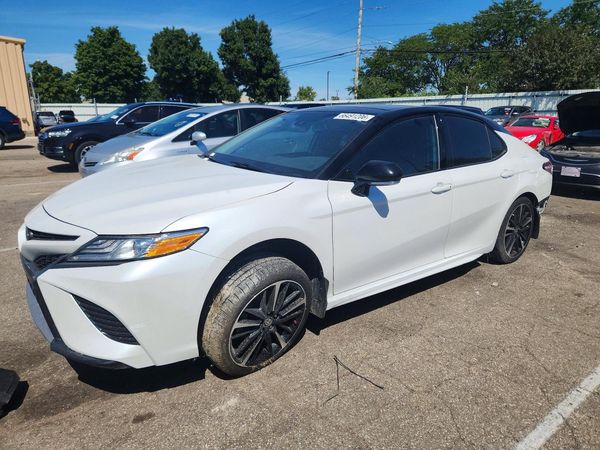 2020 TOYOTA CAMRY XSE