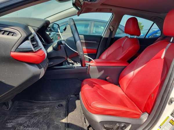 2020 TOYOTA CAMRY XSE