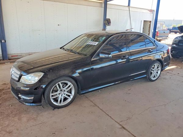 2013 MERCEDES-BENZ C C300