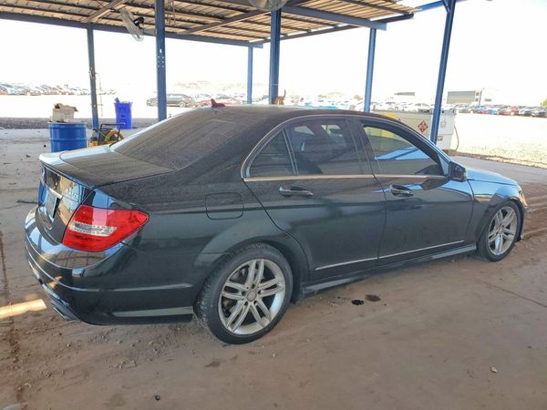 2013 MERCEDES-BENZ C C300