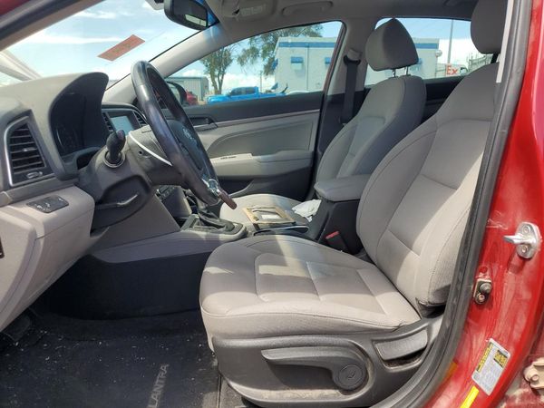 2018 HYUNDAI ELANTRA