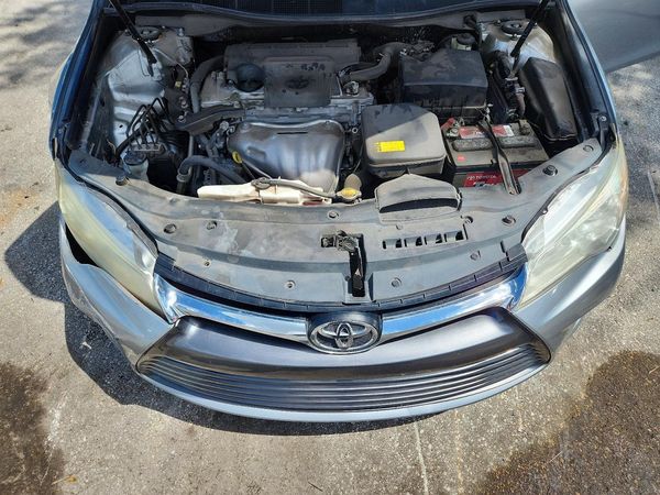 2015 TOYOTA CAMRY