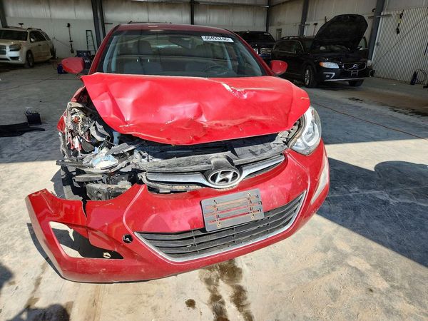 2015 HYUNDAI ELANTRA
