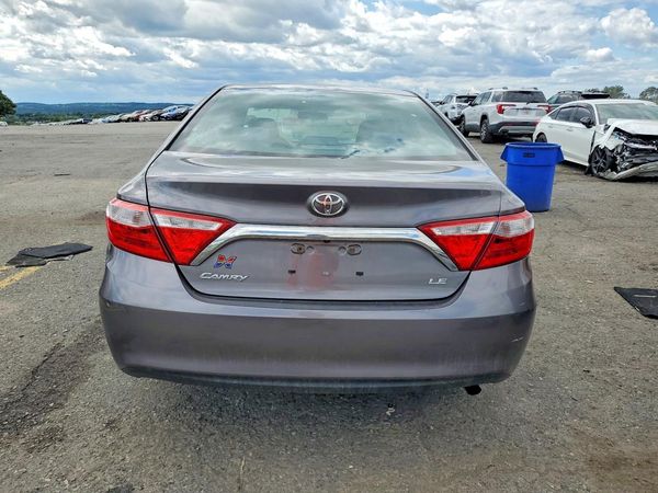 2016 TOYOTA CAMRY