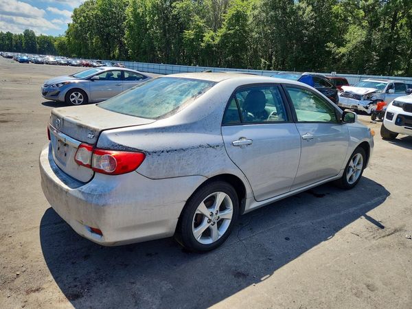 2012 TOYOTA COROLLA