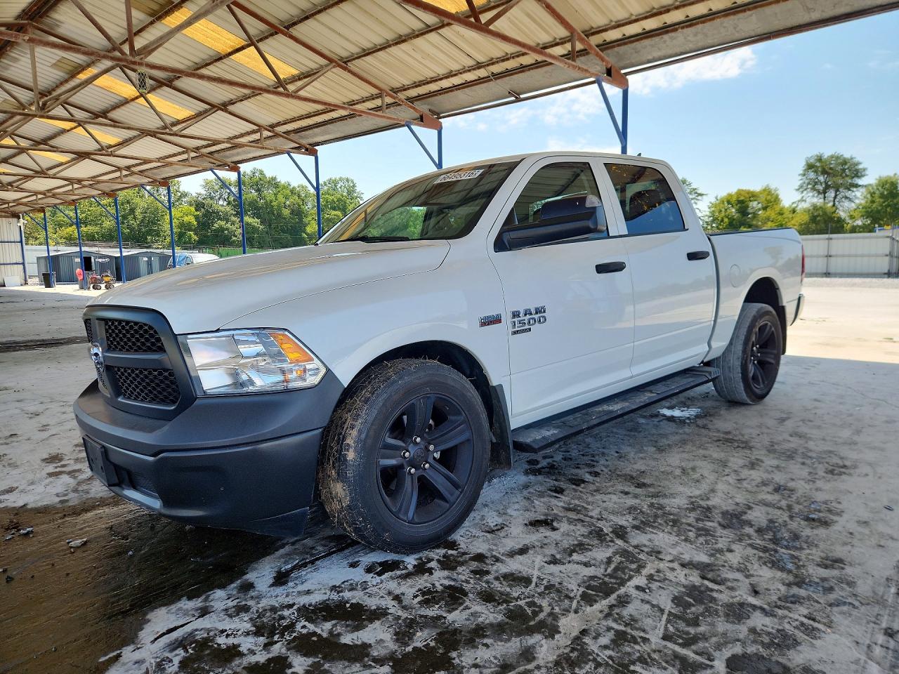 2024 RAM 1500 CLASSIC