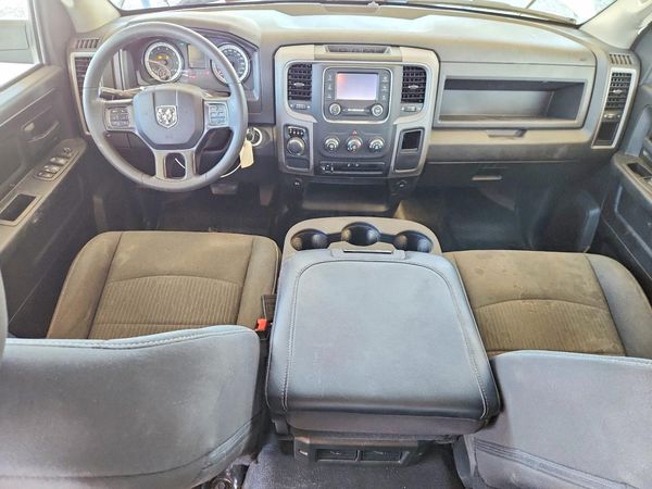 2024 RAM 1500 CLASSIC