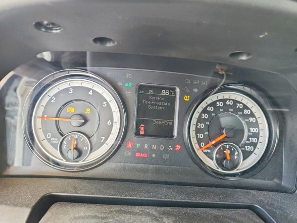 2024 RAM 1500 CLASSIC