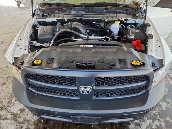 2024 RAM 1500 CLASSIC
