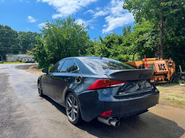 2018 LEXUS IS 300