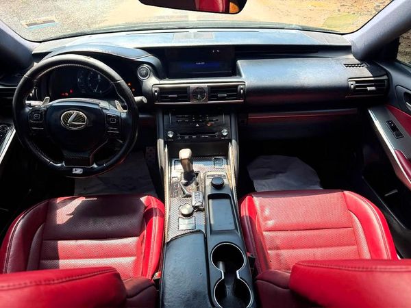 2018 LEXUS IS 300
