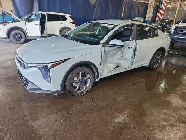 2026 KIA K4 LX, LXS