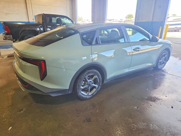 2026 KIA K4 LX, LXS