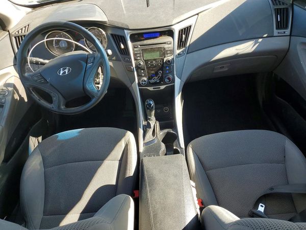2013 HYUNDAI SONATA GLS/ GLS Popular